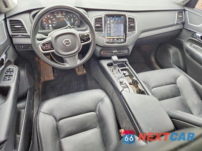 Zdjęcie 8 z 13 samochodu: 2020 VOLVO XC90 T5 MOMENTUM VIN:YV4102PK7L1555773 - miniatura