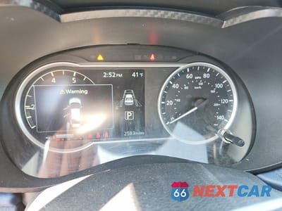 Zdjęcie 9 z 12 samochodu: 2025 NISSAN VERSA SV VIN:3N1CN8EV1SL878000 - miniatura