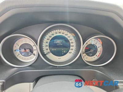 Zdjęcie 9 z 12 samochodu: 2015 MERCEDES-BENZ E 350 4MATIC VIN:WDDHF8JB8FB120812 - miniatura