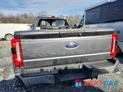 Zdjęcie 6 z 12 samochodu: 2023 FORD F450 SUPER DUTY VIN:1FT8W4DT4PED41329 - miniatura