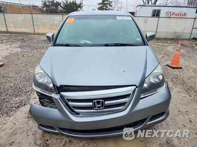 Piąte zdjęcie samochodu w środku: 2005 HONDA ODYSSEY EX VIN:5FNRL384X5B118475 - miniatura