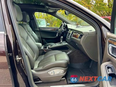 Piąte zdjęcie samochodu w środku: 2015 PORSCHE MACAN S VIN:WP1AB2A52FLB66269 - miniatura