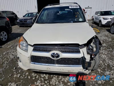 Piąte zdjęcie samochodu w środku: 2010 TOYOTA RAV4 LIMITED VIN:JTMDF4DV1A5025846 - miniatura