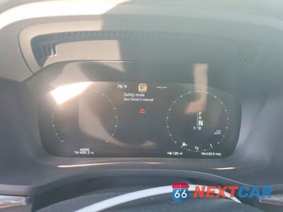 Zdjęcie 9 z 11 samochodu: 2020 VOLVO XC60 T5 MOMENTUM VIN:YV4102RK0L1565347 - miniatura