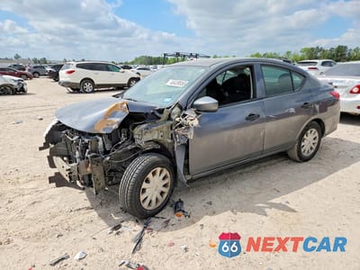 2019 NISSAN VERSA S PLUS 3N1CN7AP4KL816348 - główne zdjęcie licytacji z USA - miniatura