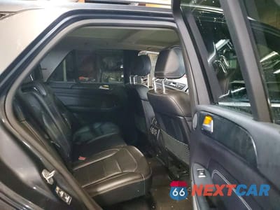 Zdjęcie 10 z 12 samochodu: 2014 MERCEDES-BENZ ML 350 BLUETEC VIN:4JGDA2EB0EA340055 - miniatura