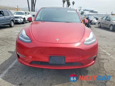 Piąte zdjęcie samochodu w środku: 2023 TESLA MODEL Y VIN:7SAYGDEE0PA110973 - miniatura