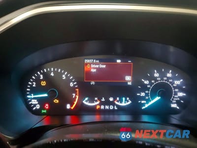 Zdjęcie 9 z 13 samochodu: 2022 FORD ESCAPE SE VIN:1FMCU9G62NUA00612 - miniatura