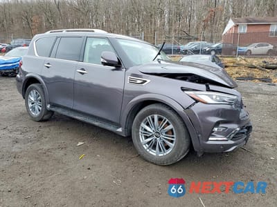 Czwarte zdjęcie samochodu z boku: 2024 INFINITI QX80 LUXE VIN:JN8AZ2AE2R9327710 - miniatura