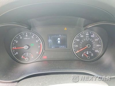 Zdjęcie 9 z 12 samochodu: 2018 KIA OPTIMA LX VIN:5XXGT4L36JG229009 - miniatura