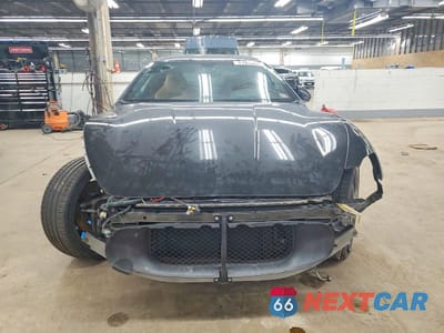 Piąte zdjęcie samochodu w środku: 2013 MASERATI GRANTURISMO S VIN:ZAM45VLA8D0067998 - miniatura