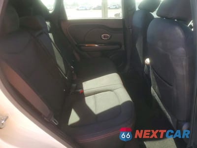 Zdjęcie 11 z 12 samochodu: 2014 KIA SOUL + VIN:KNDJP3A50E7027340 - miniatura