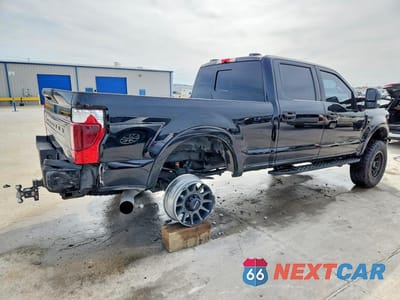 Trzecie zdjęcie samochodu z tyłu: 2022 FORD F250 SUPER DUTY VIN:1FT8W2BT2NEF46331 - miniatura