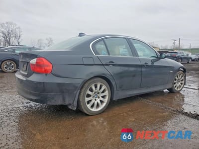 Trzecie zdjęcie samochodu z tyłu: 2006 BMW 330 I VIN:WBAVB33546KR74096 - miniatura