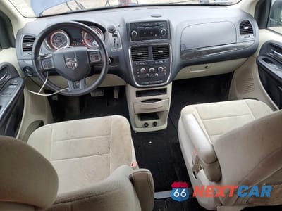 Zdjęcie 8 z 13 samochodu: 2013 DODGE GRAND CARAVAN SE VIN:2C4RDGBG1DR505720 - miniatura