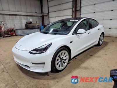 2022 TESLA MODEL 3 5YJ3E1EA5NF371380 - główne zdjęcie licytacji z USA - miniatura