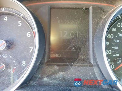 Zdjęcie 9 z 12 samochodu: 2015 VOLKSWAGEN GTI VIN:3VW4T7AU2FM044376 - miniatura