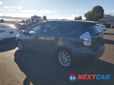 Drugie zdjęcie samochodu z przodu: 2013 TOYOTA PRIUS V FIVE VIN:JTDZN3EU0D3203075 - miniatura