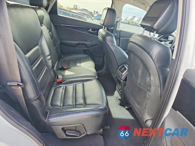 Zdjęcie 11 z 14 samochodu: 2019 KIA SORENTO EX V6 VIN:5XYPHDA51KG500481 - miniatura
