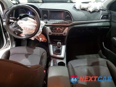 Zdjęcie 8 z 13 samochodu: 2018 HYUNDAI ELANTRA SEL VIN:5NPD84LF5JH301790 - miniatura