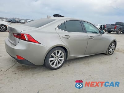 Trzecie zdjęcie samochodu z tyłu: 2016 LEXUS IS 200T BASE VIN:JTHBA1D26G5018876 - miniatura