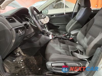 Zdjęcie 7 z 11 samochodu: 2016 VOLKSWAGEN JETTA UNKNOWN VIN:3VWD67AJXGM311357 - miniatura