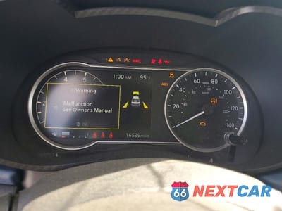 Zdjęcie 9 z 12 samochodu: 2025 NISSAN VERSA SV VIN:3N1CN8EV4SL853043 - miniatura