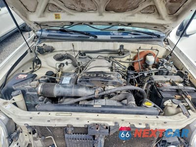 Zdjęcie 11 z 11 samochodu: 2002 TOYOTA TUNDRA SR5 V8 VIN:5TBBT441X2S325080 - miniatura