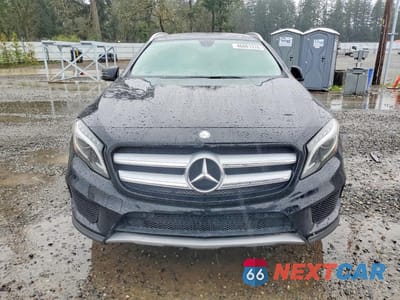 Piąte zdjęcie samochodu w środku: 2015 MERCEDES-BENZ GLA 250 4MATIC VIN:WDCTG4GB5FJ032849 - miniatura