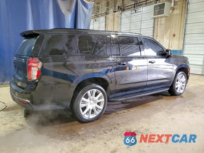 Trzecie zdjęcie samochodu z tyłu: 2022 CHEVROLET SUBURBAN C1500 RST VIN:1GNSCEKD0NR240947 - miniatura