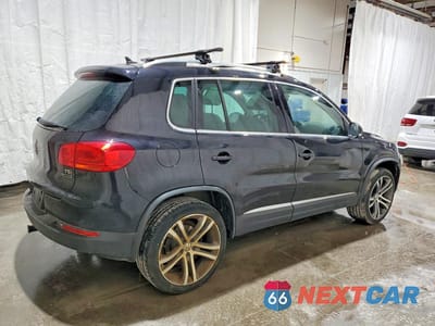 Trzecie zdjęcie samochodu z tyłu: 2017 VOLKSWAGEN TIGUAN SEL VIN:WVGWV7AXXHW505659 - miniatura