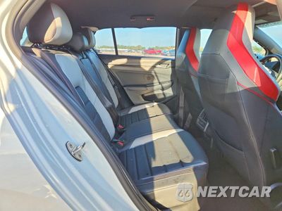 Zdjęcie 10 z 14 samochodu: 2023 VOLKSWAGEN GTI SE VIN:WVW3A7CD1PW166570 - miniatura