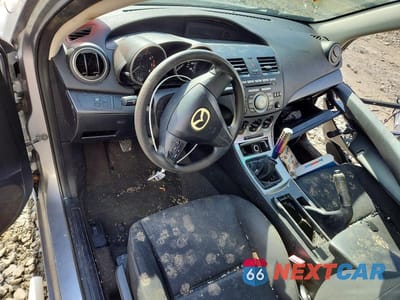 Zdjęcie 8 z 12 samochodu: 2011 MAZDA 3 I VIN:JM1BL1UG7B1372347 - miniatura
