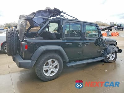 Trzecie zdjęcie samochodu z tyłu: 2021 JEEP WRANGLER UNLIMITED SPORT VIN:1C4HJXDN0MW644471 - miniatura