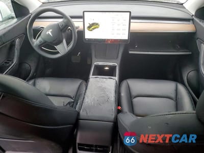 Zdjęcie 8 z 13 samochodu: 2021 TESLA MODEL Y VIN:5YJYGAEE5MF196386 - miniatura