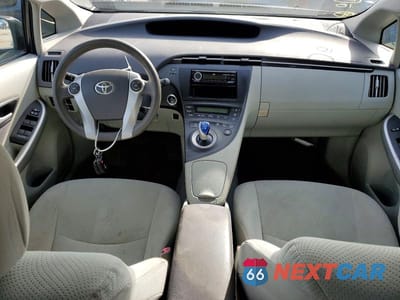 Zdjęcie 8 z 12 samochodu: 2010 TOYOTA PRIUS II VIN:JTDKN3DU4A5107565 - miniatura