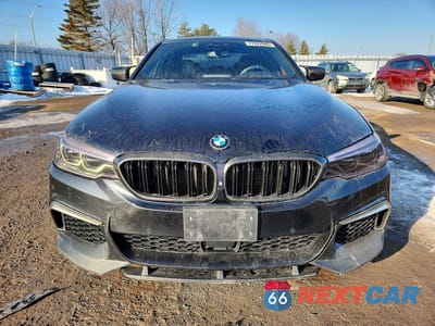 Piąte zdjęcie samochodu w środku: 2018 BMW Motorrad M550XI VIN:WBAJB9C51JB036678 - miniatura