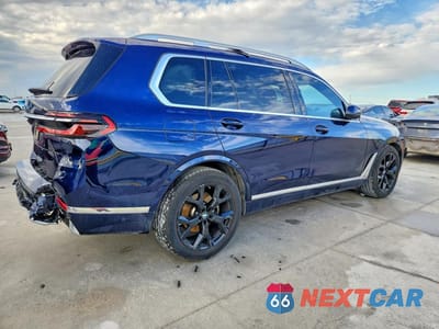 Trzecie zdjęcie samochodu z tyłu: 2023 BMW X7 XDRIVE40I VIN:5UX23EM06P9N44059 - miniatura