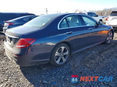 Trzecie zdjęcie samochodu z tyłu: 2020 MERCEDES-BENZ E 350 4MATIC VIN:WDDZF8EB2LA712318 - miniatura