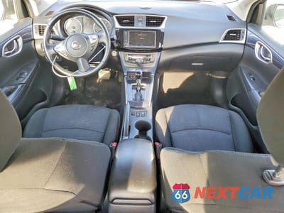 Zdjęcie 8 z 12 samochodu: 2019 NISSAN SENTRA SR VIN:3N1AB7AP0KY364529 - miniatura