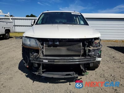 Piąte zdjęcie samochodu w środku: 2019 DODGE JOURNEY CROSSROAD VIN:3C4PDCGG1KT694128 - miniatura