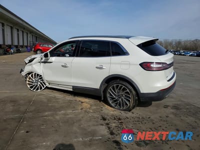 Drugie zdjęcie samochodu z przodu: 2020 LINCOLN NAUTILUS RESERVE VIN:2LMPJ8KP2LBL03465 - miniatura