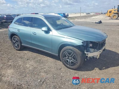 Czwarte zdjęcie samochodu z boku: 2026 MERCEDES-BENZ GLC 300 4MATIC VIN:W1NKM4HB1TF532006 - miniatura