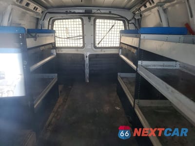 Zdjęcie 10 z 13 samochodu: 2021 CHEVROLET EXPRESS G2500 VIN:1GCWGAFP4M1152296 - miniatura