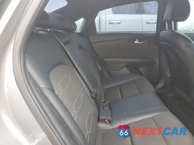 Zdjęcie 10 z 11 samochodu: 2023 KIA FORTE GT-LINE VIN:3KPF54AD3PE666677 - miniatura