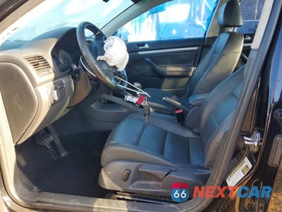 Zdjęcie 7 z 12 samochodu: 2008 VOLKSWAGEN JETTA VIN:3VWRZ71K08M165705 - miniatura