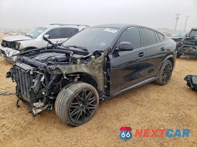 2021 BMW X6 M 5YMCY0C09M9E09840 - główne zdjęcie licytacji z USA - miniatura