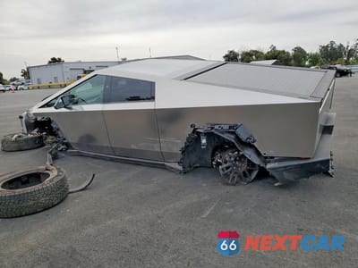Drugie zdjęcie samochodu z przodu: 2025 TESLA CYBERTRUCK VIN:7G2CEHEE9SA062089 - miniatura