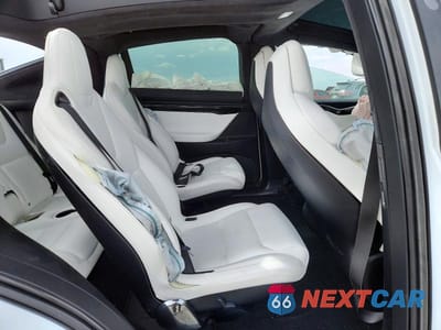 Zdjęcie 11 z 13 samochodu: 2018 TESLA MODEL X VIN:5YJXCBE46JF097625 - miniatura