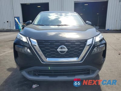 Piąte zdjęcie samochodu w środku: 2023 NISSAN ROGUE S VIN:5N1BT3AA6PC929347 - miniatura